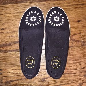 JACK ROGERS - black slip on sneakers. Size 6.5!